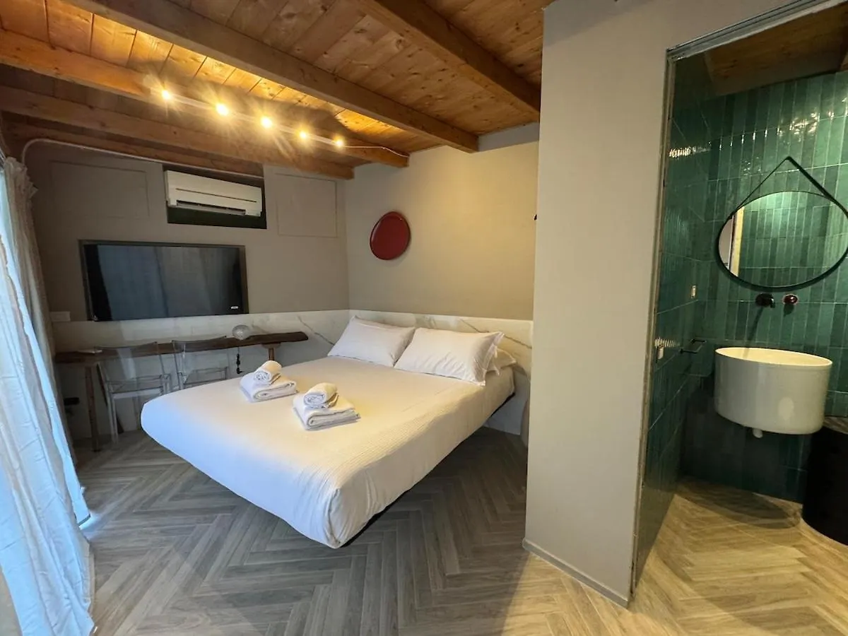 Holiday home Florence Armonia Suite With Jacuzzi Pool