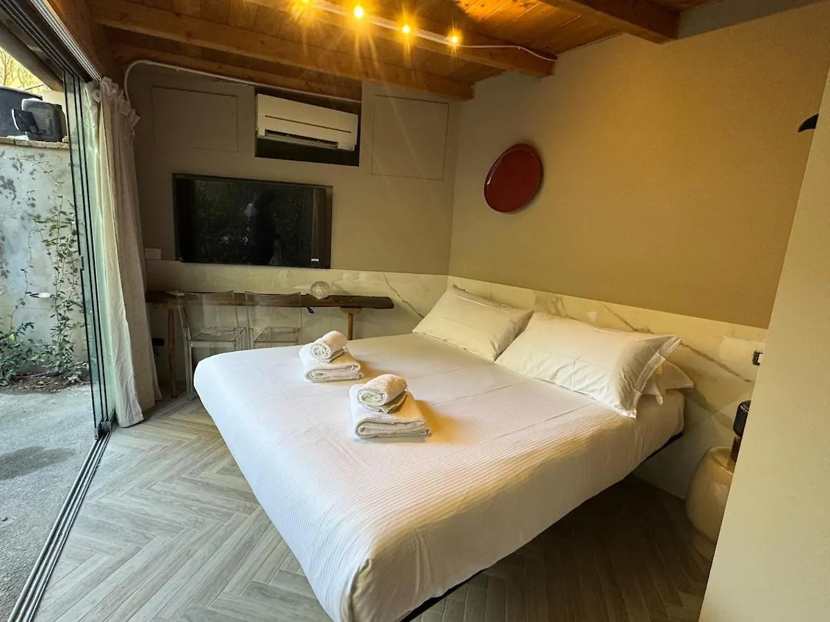 Florence Armonia Suite With Jacuzzi Pool