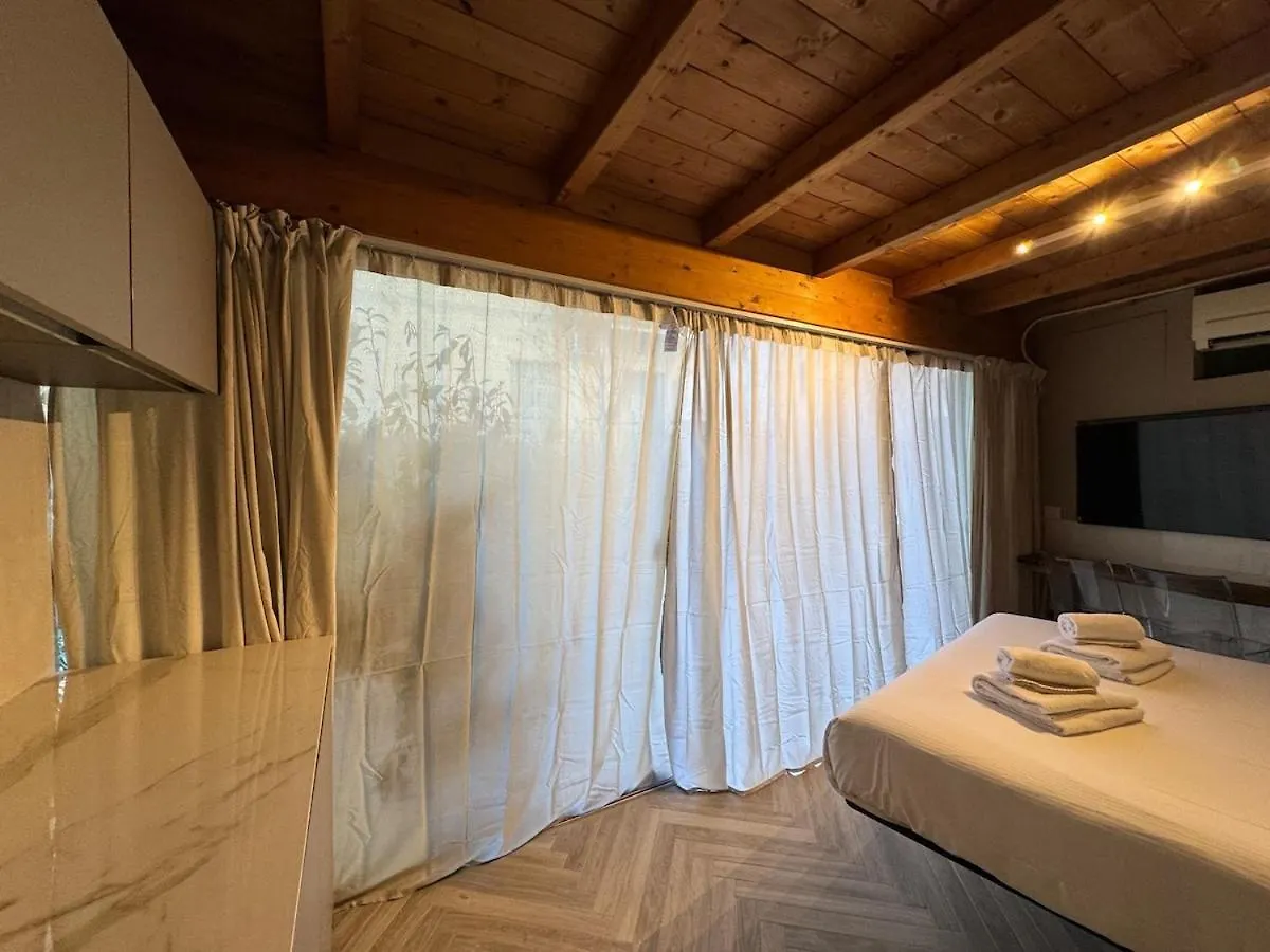Florence Armonia Suite With Jacuzzi Pool 0*,  Italy